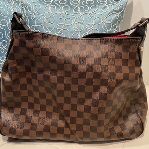 Very Used Louis Vuitton Bag